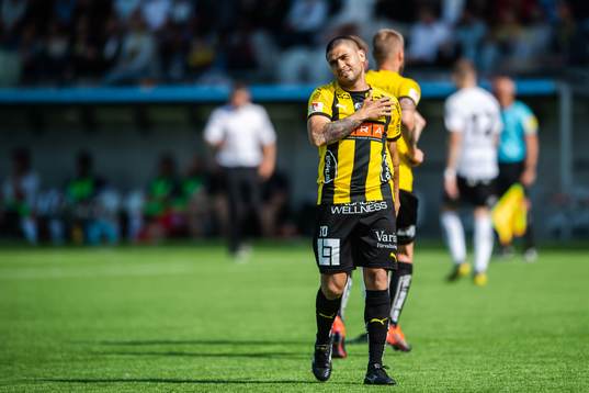 Häckens Paulinho jublar efter 3-0