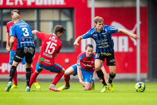 Sirius Sam Lundholm mot Helsingborgs Max Svensson och Johan Persson