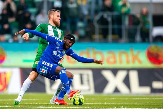 Hammarbys David Fällman och Sundsvalls Chidi Dauda Omeje