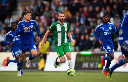 Sundsvalls David Batanero och Hammarbys Mads Fenger