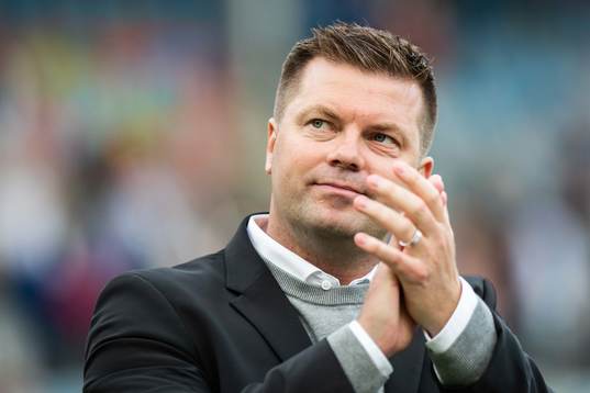 IFK Norrköpings tränare Jens Gustafsson jublar