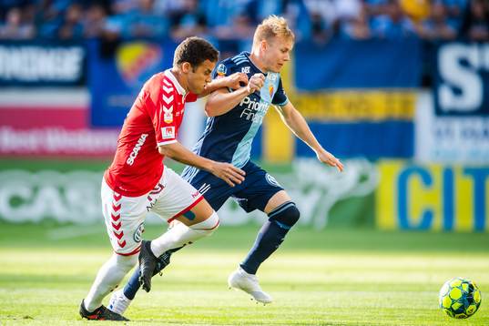 Djurgårdens Elliot Käck och Kalmars Rafael Gimenes Da