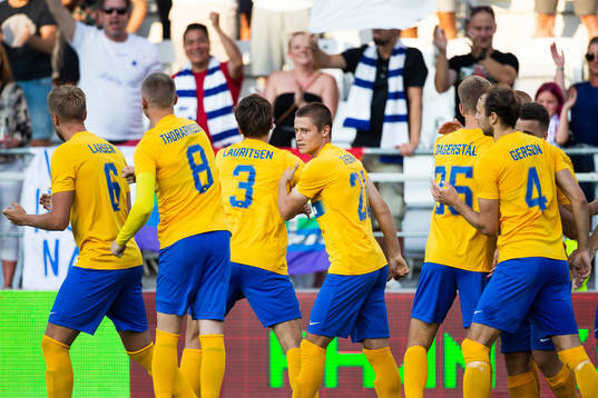 Simon Thern of IFK Norrköping celebrate with team mates