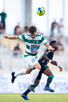 Västerås Carlos Gaete Moggia och Dalkurds Frank Arhin