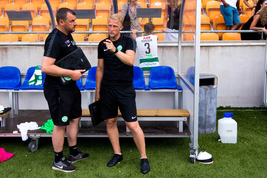 Västerås tränare Thomas Gabrielsson och assisterande