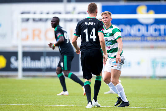 Dalkurds Christopher McVey i ett bråk med Västerås