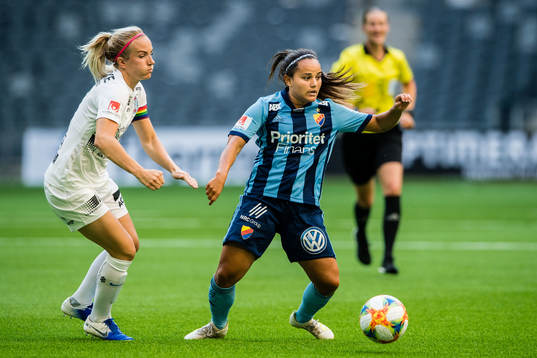 Eskilstunas Petra Johansson och Djurgårdens Malin Diaz
