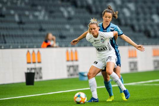 Eskilstunas Julia Tunturi och Djurgårdens Evelina Finndell