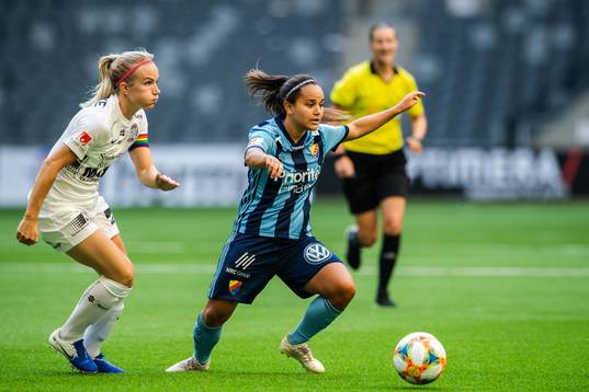 Eskilstunas Julia Tunturi och Djurgårdens Malin Diaz