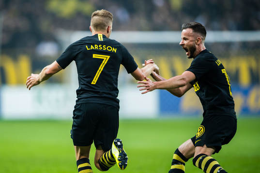 Sebastian Larsson of AIK celebrates