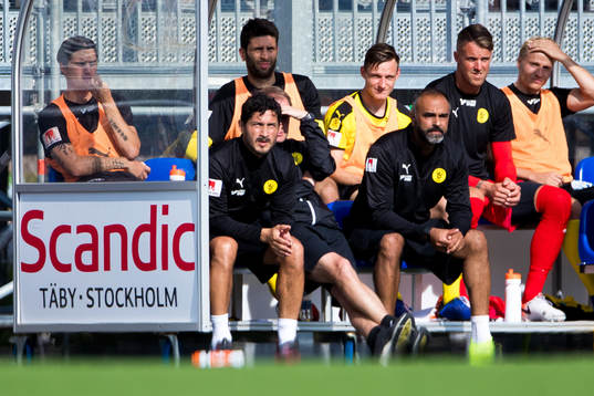 Frejs tränare Pablo Pinones-Arce och tränare Janne Mian