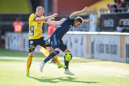 Elfsborgs Simon Lundevall och Djurgårdens Jonathan Ring