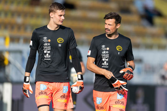 Elfsborgs målvakt Kevin Stuhr Ellegaard och målvakt Tim