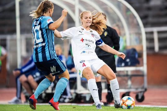 Djurgårdens Irma Helin och Rosengårds Glodis Perla