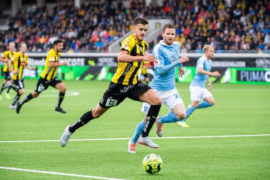 Häckens Alexander Jeremejeff och Malmö FFs Lasse Nielsen