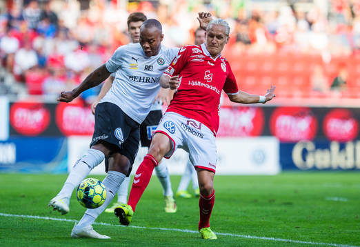 Kalmars Henrik Löfkvist och Örebros Carlos Strandberg