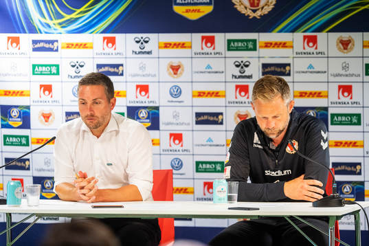 Örebros tränare Axel Kjäll och Kalmars tränare Magnus