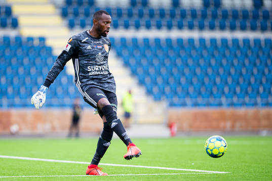 Syrianskas målvakt Dwayne St Aubyn Miller