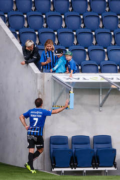 Sirius Niklas Busch Thor i samtal med sin fru Ebba Busch