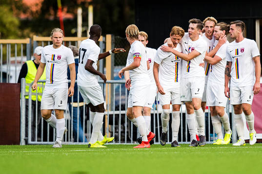 Qvidings spelare jublar