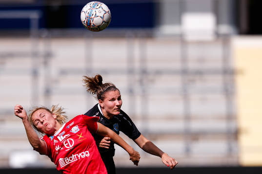 Linköpings Mimmi Larsson och Göteborgs Beata Kollmats