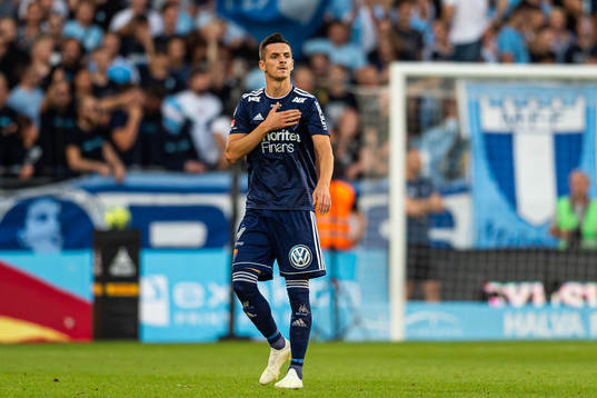 Djurgårdens Haris Radetinac tackar publiken