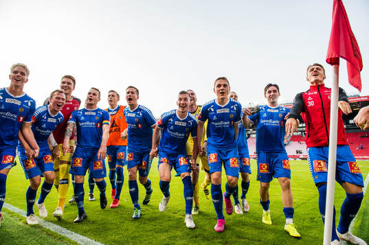 Onni Valakari, Magnus Andersen, Kent-Are Antonsen, Morten Gamst Pedersen, Juha Markus Pirinen, Artem Sokol, Aidan Barlow, Runar Espejord and the players of Tromsø celebrate after the Eliteserien football match between Brann and Tromsø on August 25, 2019 in Bergen.
