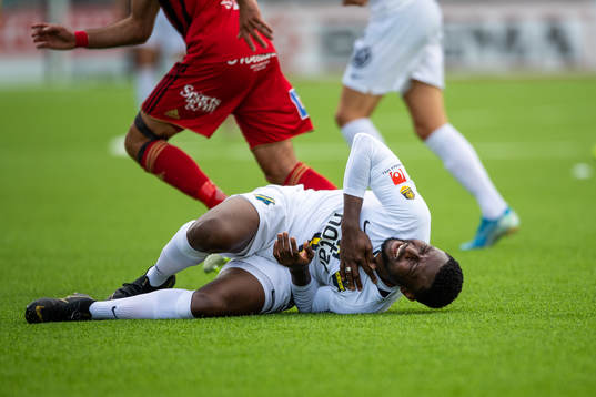 s Chinedu Obasi har ont