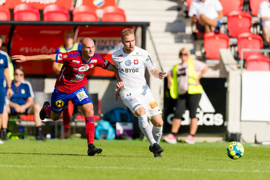 Östers Jonathan Drott