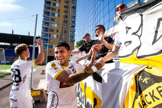 Häckens Paulinho jublar