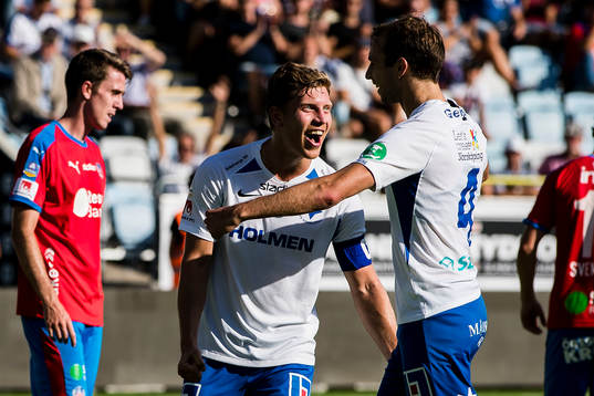 IFK Norrköpings Lars Krogh Gerson jublar