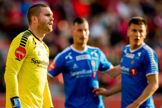 Goalkeeper Gudmund Kongshavn, Juha Markus Pirinen and