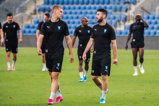 Felix Beijmo and Erdal Rakip of Malmö FF