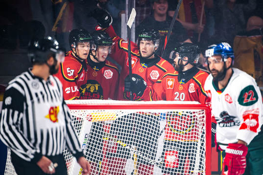 Petter Emanuelsson of Luleå celebrate with teammates