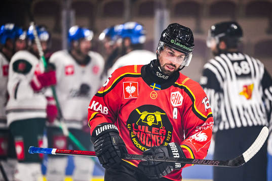 Niklas Olausson of Luleå looks dejected