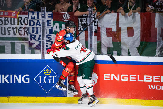 Joonas Jalvanti of Luleå and Mitch Callahan of Augsburger