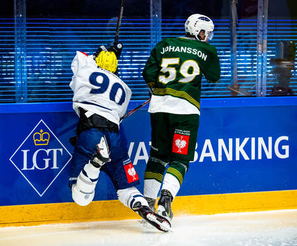Jannik Fischer of Ambri-Piotta and Linus Johansson of