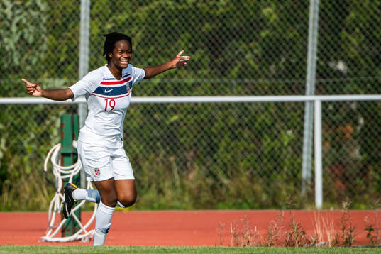  Joshualyn Revees of Norway celebrates after 0-1 during the women's