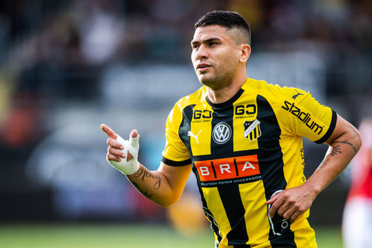 Häckens Paulinho jublar