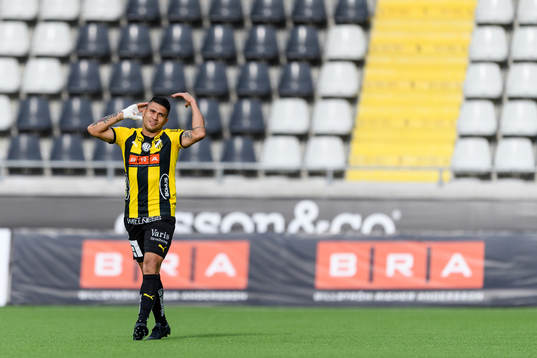 Häckens Paulinho jublar efter 1-0