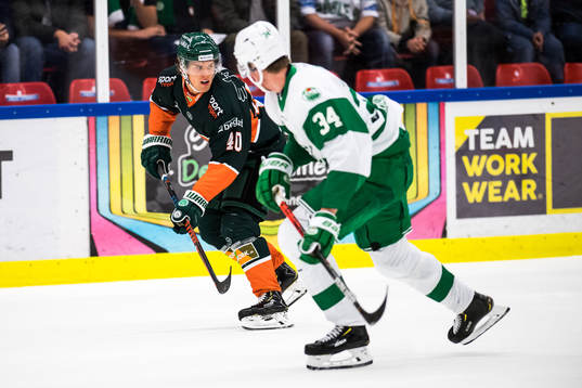 Kristianstads  Kalle Miketinac och Rögles Adam Edström