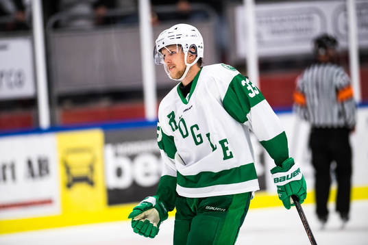 Rögles Niklas Hansson jublar