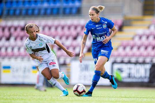 Göteborgs Julia Zigiotti Olme och Eskilstunas Lisa