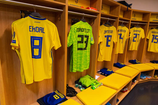 Jerseys of Albin Ekdal, Kristoffer Nordfeldt, Pontus