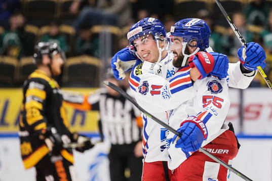 Oskarshamns Johan Alm jublar