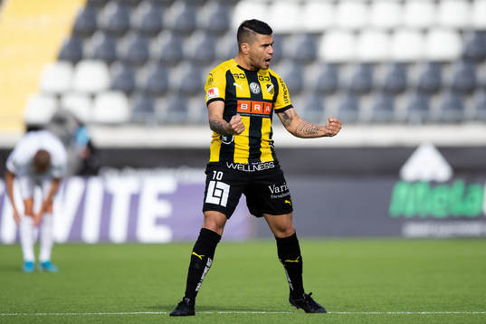 Häckens Paulinho jublar