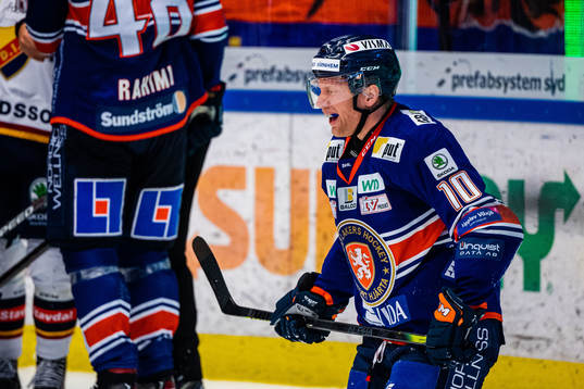 Växjös Richard Gynge har ont