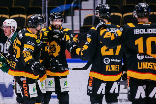 Skellefteås Tom Pyatt, Oscar Möller, Joakim Lindström