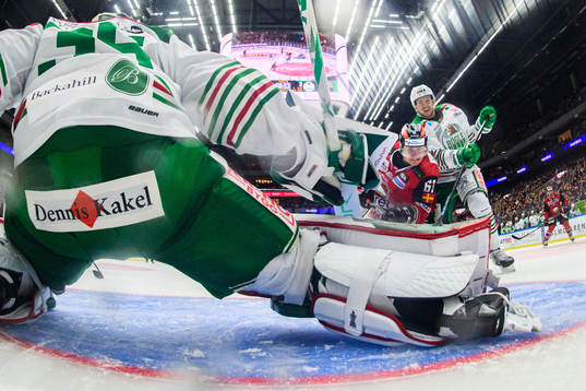 Malmö Redhawks Fredrik Händemark oroar mot Rögles