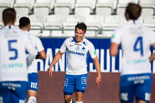 IFK Norrköpings Simon Skrabb jublar